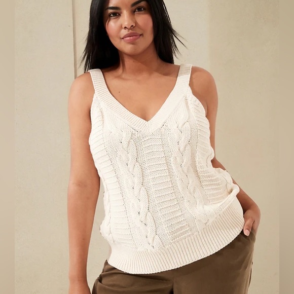 Banana Republic Tops - Banana Republic Women’s Cream White Organic Cotton Sweater Tank, Size Medium